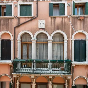  Apartment San Polo Canal View By Wonderful Italy Italy